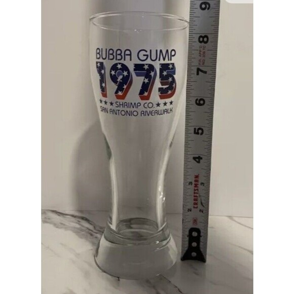 1975 Bubba Gump  Shrimp Co Beer Glass Tall Pilsner 20oz San Antonio Riverwalk - Picture 4 of 5